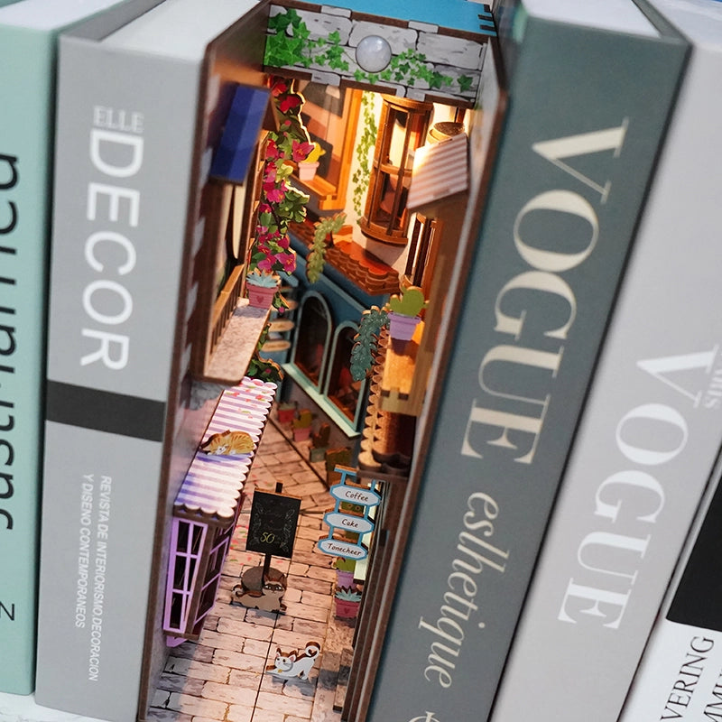 DIY Kit - Island of Love Book Nook