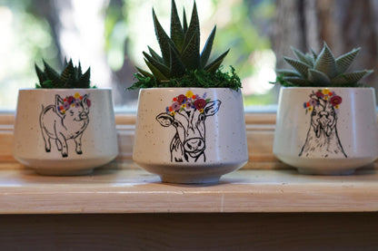 Stoneware Cup - Cow Crown